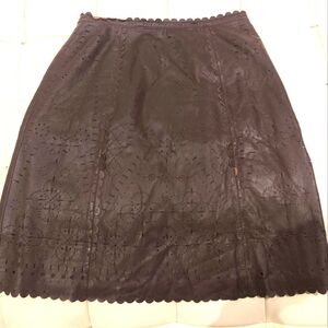 WORTH, women's sz 0 skirt, 100% genuine leather